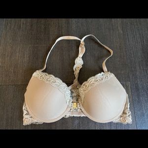 Nature Feathers T Back Bra in size 34B-Nude